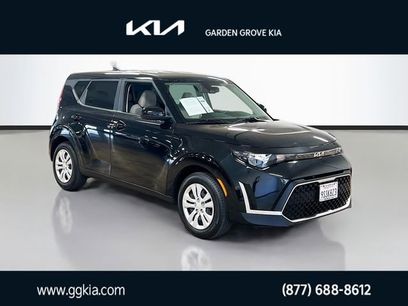 Certified 2025 Kia Soul LX