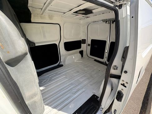 Used 2020 Nissan NV200 S FWD image 23