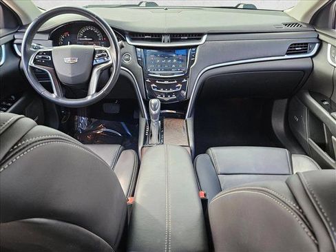 Used 2019 Cadillac XTS image 16