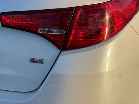 Used 2011 Kia Optima LX w/ Convenience Pkg image 25