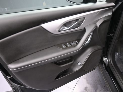 Certified 2024 Chevrolet Blazer LT w/ Convenience Package image 13