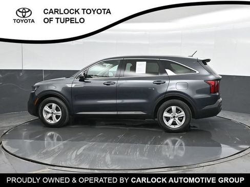 Used 2022 Kia Sorento LX FWD image 10