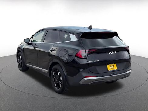 Used 2026 Kia Sportage LX FWD image 9