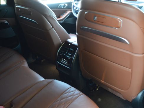 Certified 2026 BMW X7 M60i AWD/4WD image 33