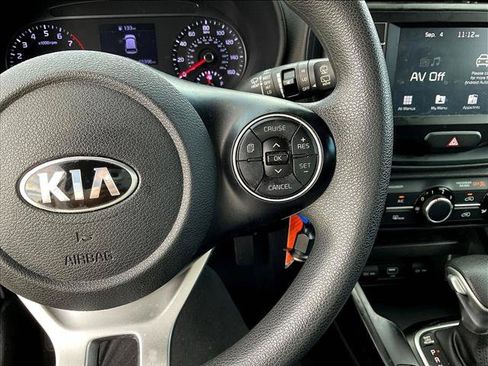 Used 2020 Kia Soul LX FWD image 17