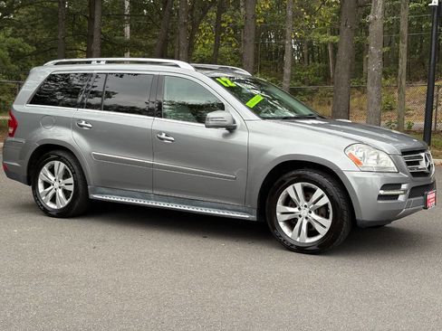 Used 2012 Mercedes-Benz GL 450 4MATIC image 4