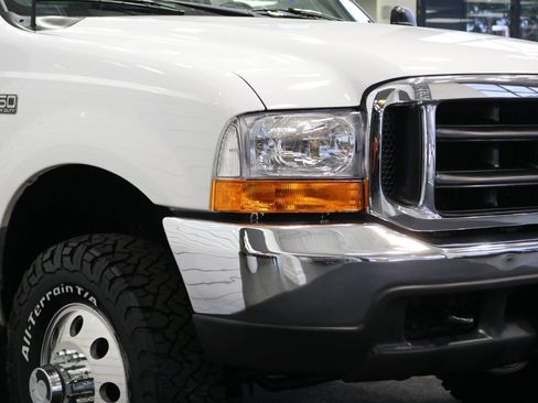 Used 2000 Ford F350 XLT image 11