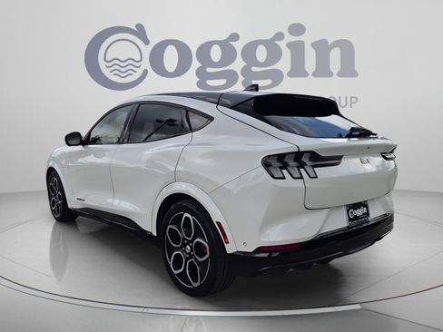 Used 2022 Ford Mustang Mach-E GT AWD/4WD image 4