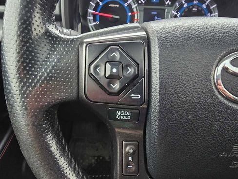 Used 2018 Toyota 4Runner TRD Off-Road Premium image 35