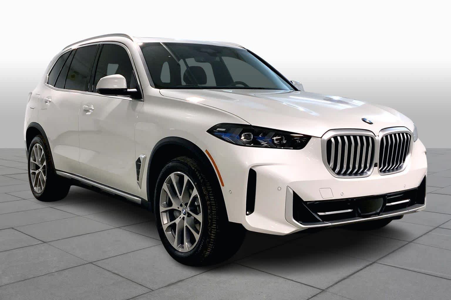Used 2026 BMW X5 xDrive40i AWD/4WD image 2