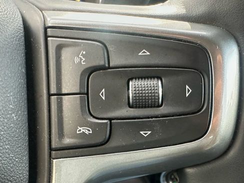 Used 2025 Chevrolet Silverado 1500 LT image 19