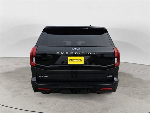New 2025 Ford Expedition Max Active image 4