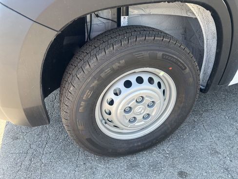 New 2026 RAM ProMaster 2500 w/ Premium Convenience Group FWD image 10