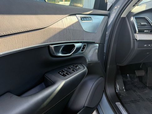 Used 2023 Volvo XC90 T8 Ultimate w/ Protection Package Premier image 13