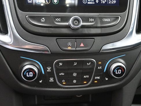 Used 2023 Chevrolet Equinox LT image 27