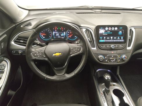 Used 2018 Chevrolet Malibu LT w/ Driver Confidence Package FWD image 22