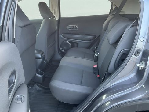 Certified 2022 Honda HR-V EX image 33
