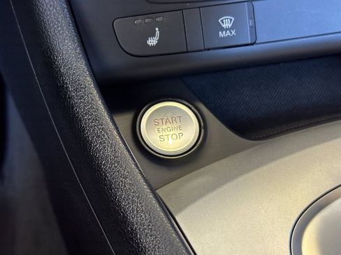 Used 2017 Audi Q3 2.0T Premium image 22