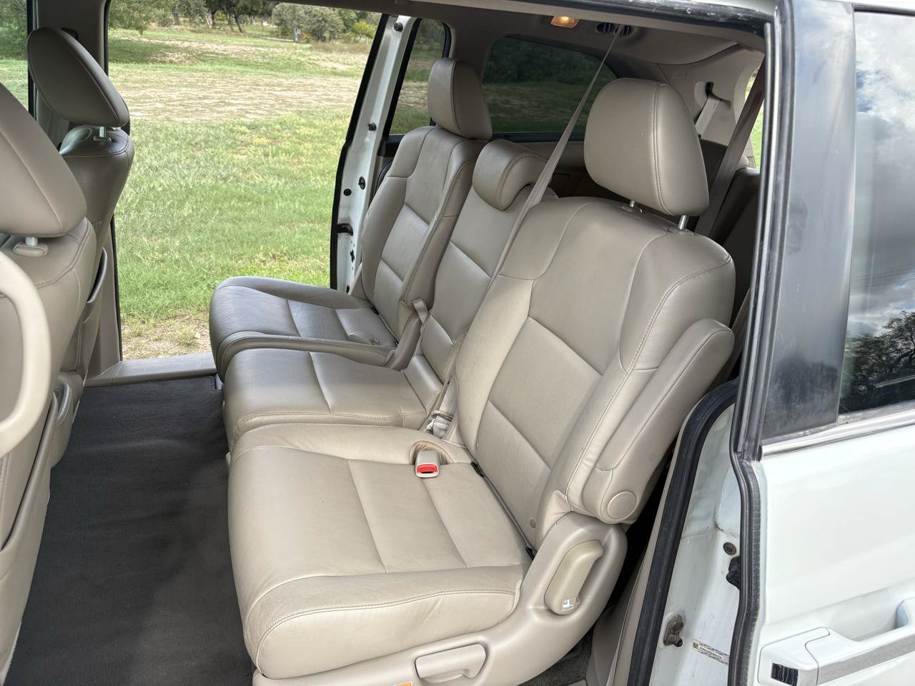Used 2014 Honda Odyssey EX-L image 19