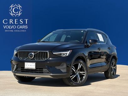 Certified 2025 Volvo XC40 B5 Core