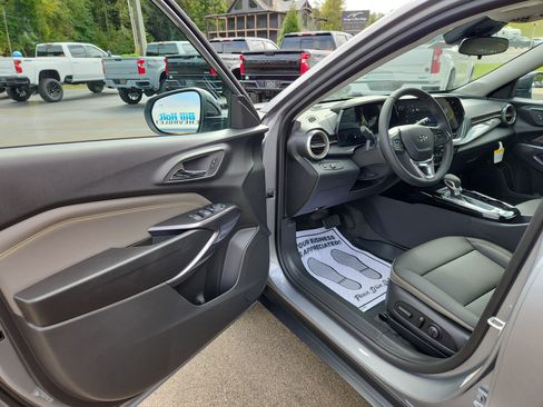 New 2026 Chevrolet Trax ACTIV w/ Driver Confidence Package image 6