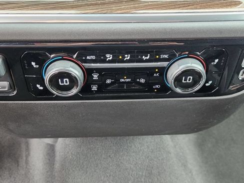 Used 2025 Chevrolet Silverado 1500 LT RWD image 18