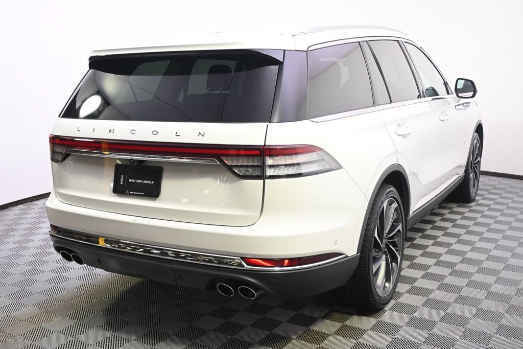 Used 2020 Lincoln Aviator Reserve w/ Equipment Group 202A AWD/4WD image 6