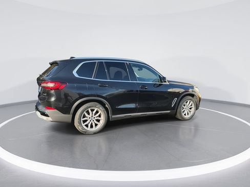 Certified 2023 BMW X5 xDrive40i w/ Executive Package image 8