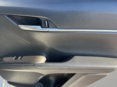 Used 2023 Toyota Camry SE image 21