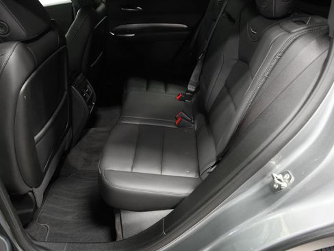 Used 2025 Cadillac XT4 Premium Luxury image 21