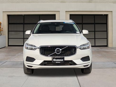 Used 2019 Volvo XC60 T5 Momentum w/ Premium Package image 6