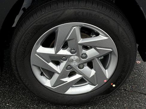 New 2026 Hyundai Kona SE image 5