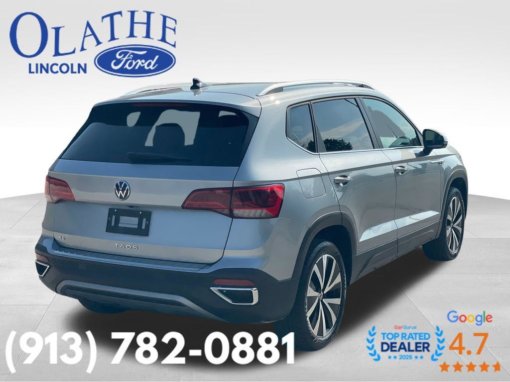 Used 2023 Volkswagen Taos SE FWD image 8