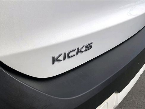 New 2026 Nissan Kicks SV FWD image 13