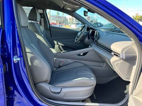 New 2026 Hyundai Elantra Sport FWD image 22