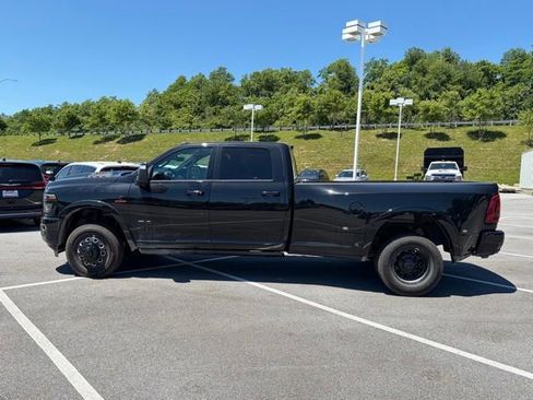 New 2026 RAM 3500 Limited AWD/4WD image 2