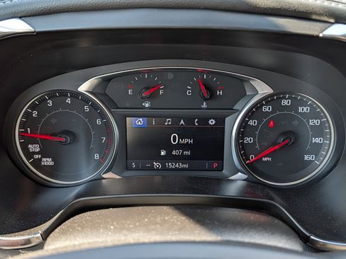 Certified 2025 Chevrolet Blazer LT AWD/4WD image 17