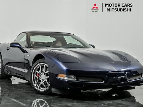 Used 2001 Chevrolet Corvette Z06 w/ Memory Pkg RWD image 1