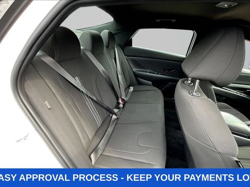 Used 2023 Hyundai Santa Fe SEL w/ Premium Package FWD image 29