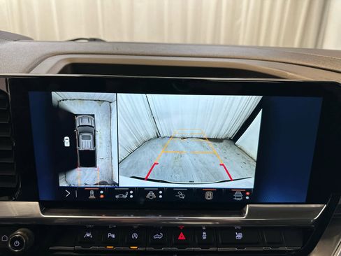 Certified 2024 Chevrolet Silverado 1500 High Country image 17