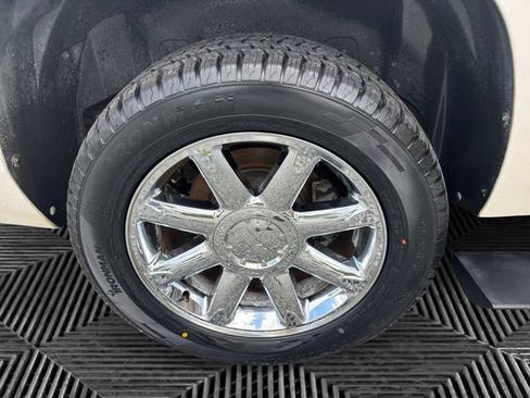 Used 2012 GMC Yukon XL Denali AWD/4WD image 14