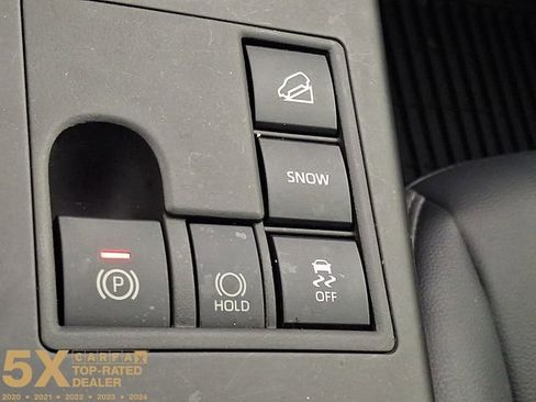 Used 2023 Toyota Highlander XSE AWD/4WD image 32