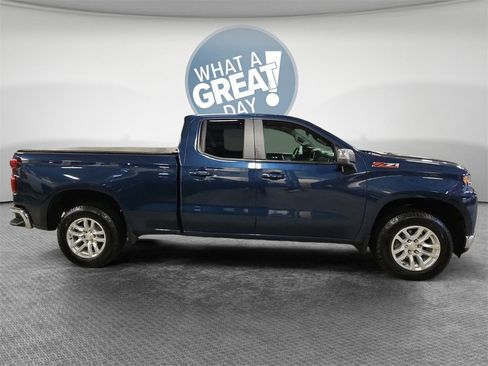 Used 2019 Chevrolet Silverado 1500 LT w/ All-Star Edition image 2