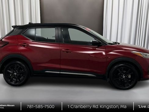 Certified 2021 Nissan Kicks SR w/ Interior Electronics Package image 4