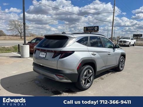 New 2025 Hyundai Tucson SEL image 5