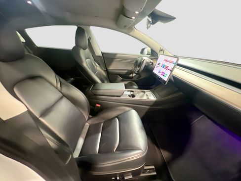 Used 2021 Tesla Model 3 Long Range image 21