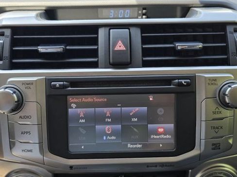 Used 2019 Toyota 4Runner SR5 AWD/4WD image 17