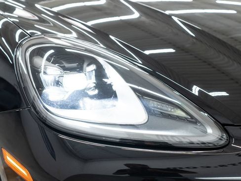 Used 2023 Porsche Cayenne Platinum Edition AWD/4WD image 44