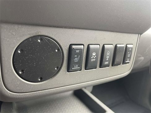 Used 2021 Nissan Frontier SV image 21
