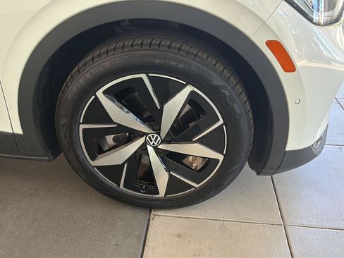 Certified 2023 Volkswagen ID.4 Pro S RWD image 10